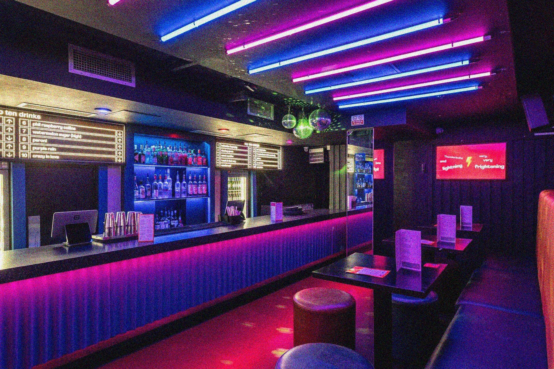 soho bar area (grained)