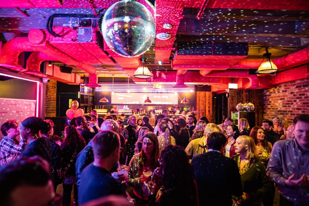 liv st full venue hire