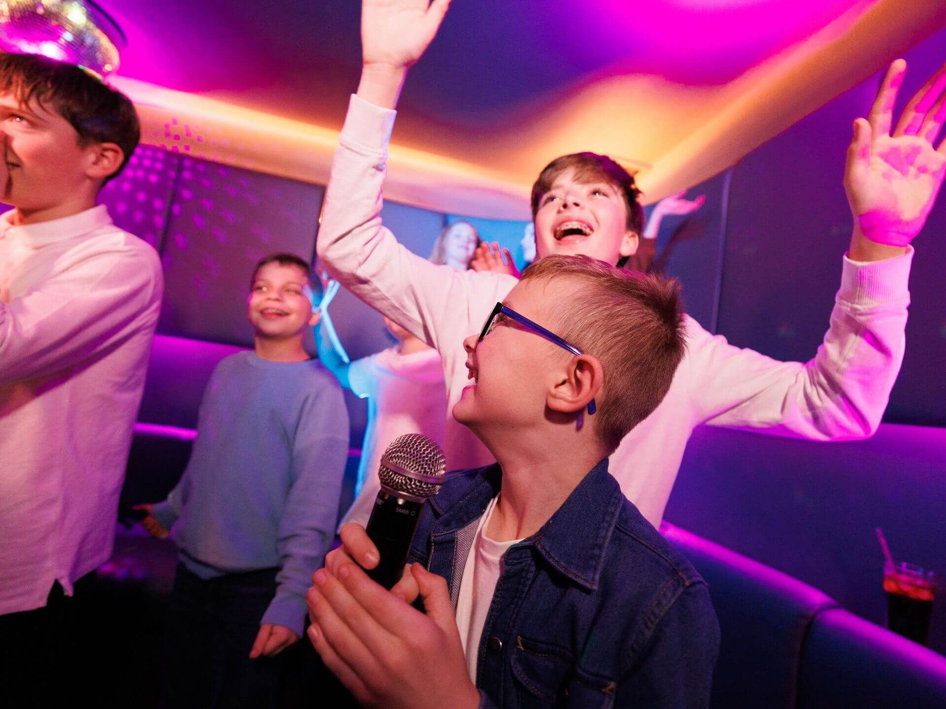 kids karaoke party plan lucky voice