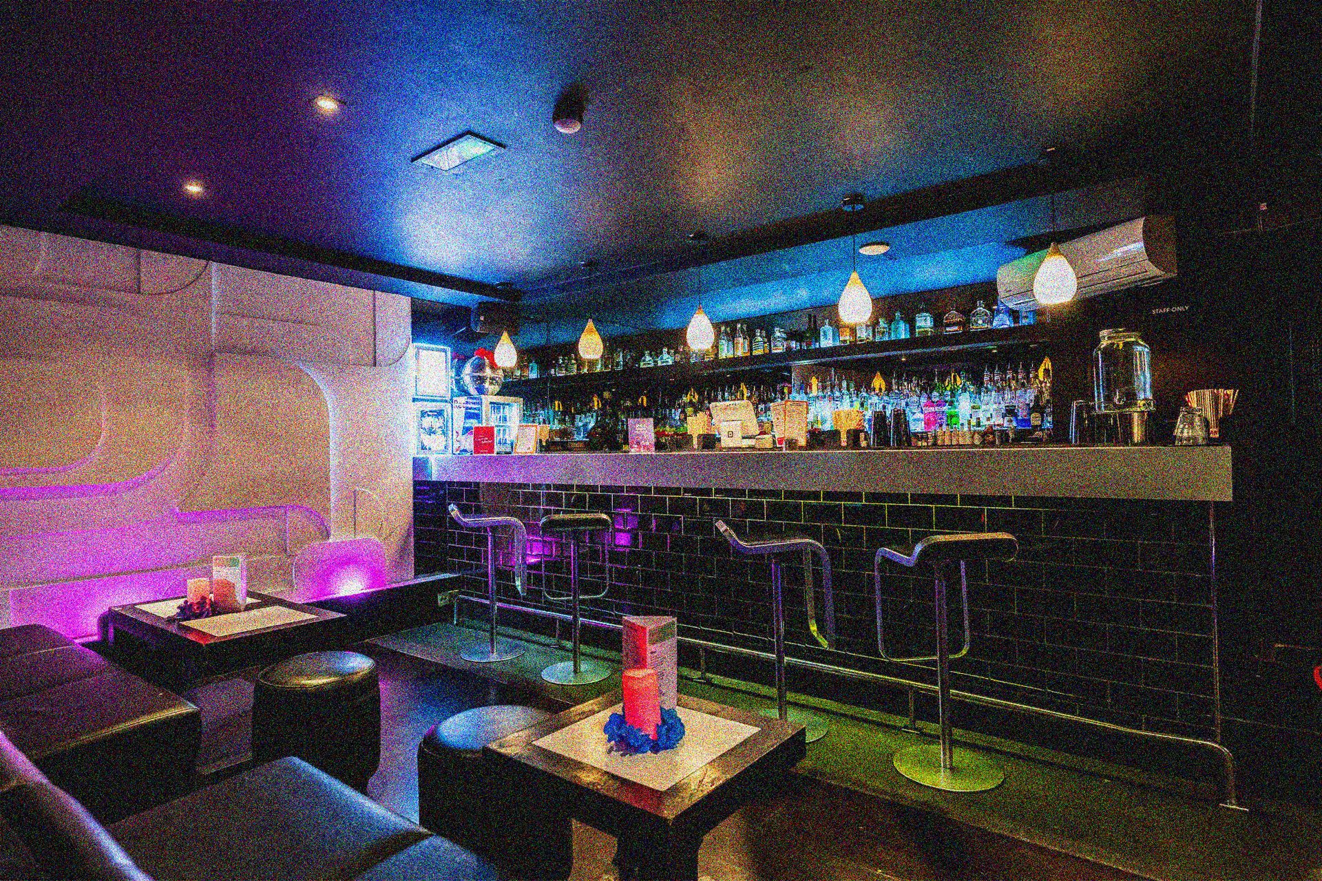 brighton bar area (grained)