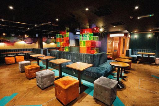 lucky voice holborn venue (grained)