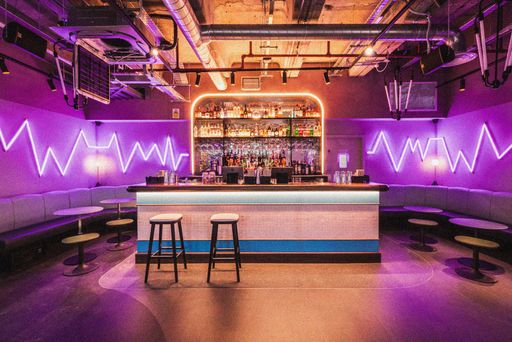 Waterloo bar space (grained)