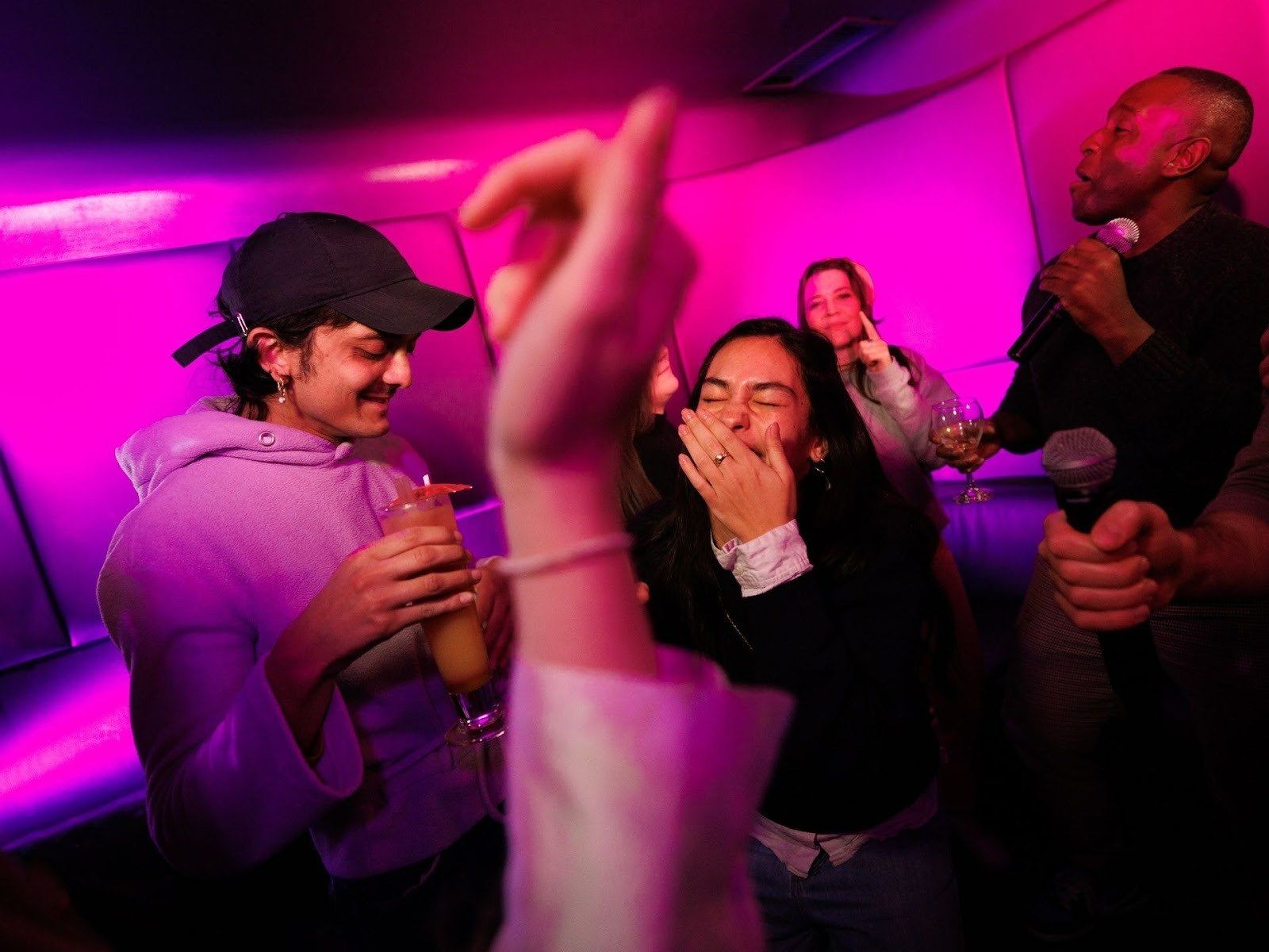 lucky voice bars karaoke